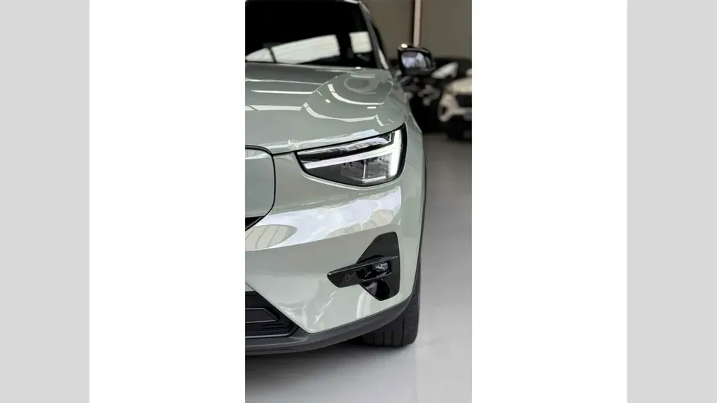 Volvo C40 Recharge - Imagem 4