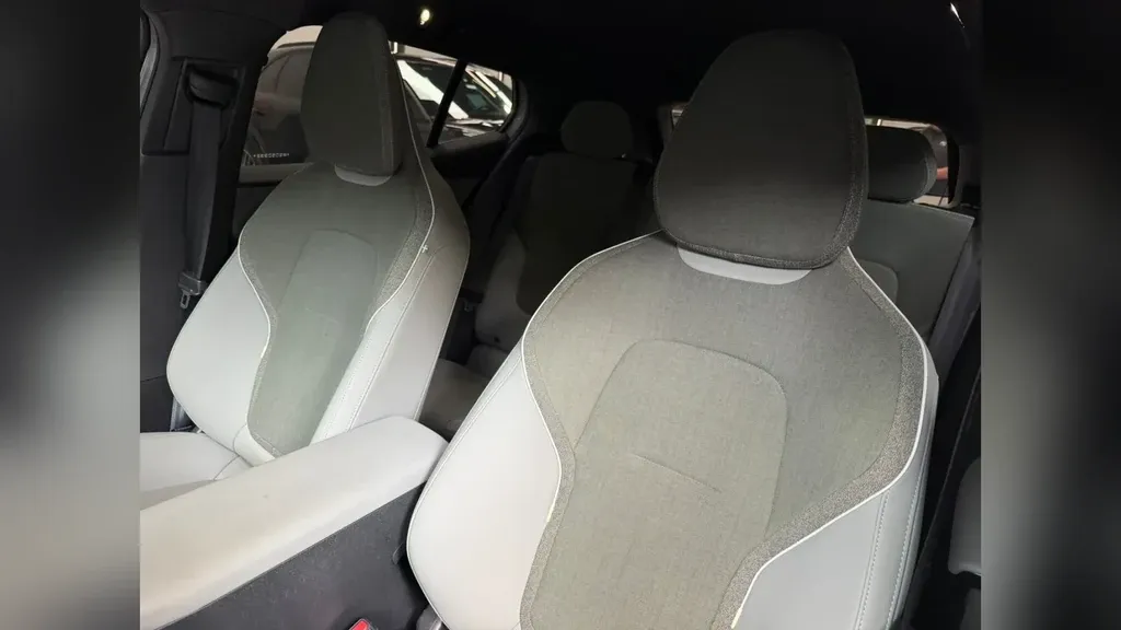 Volvo EX30 - Imagem 10