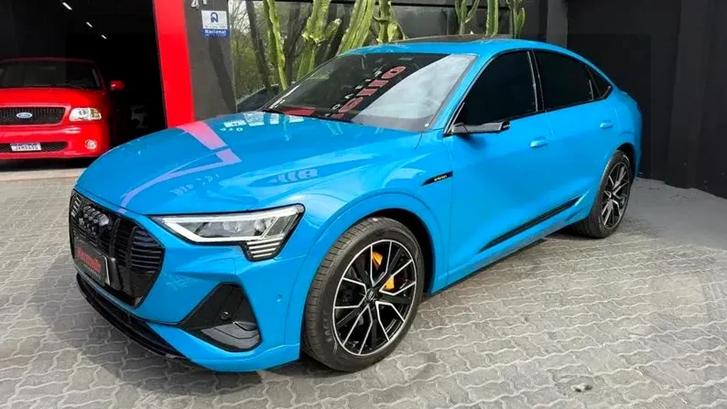 Foto de um audi e-tron sportback
