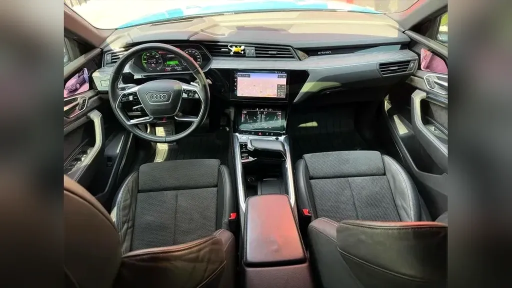 Audi E-tron Sportback - Imagem 11