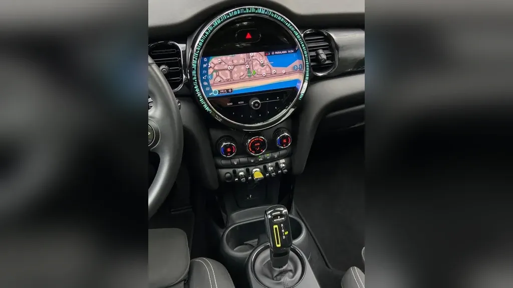 Mini CooperSE - Imagem 2