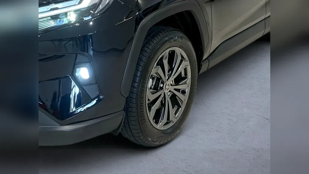 Toyota Rav4 - Imagem 13