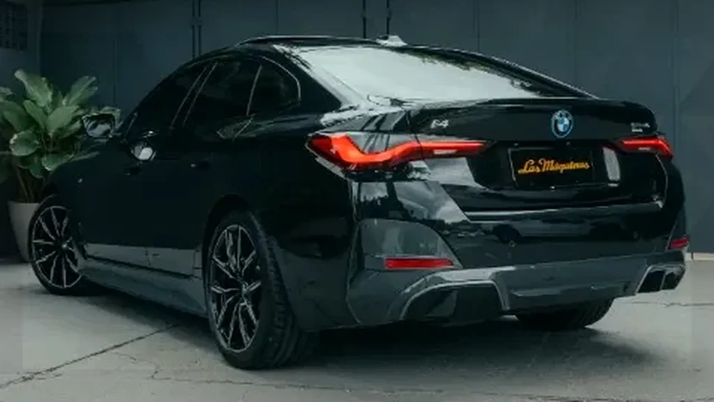 BMW I4 Edrive35 - Imagem 10