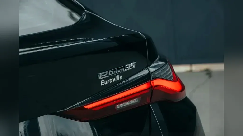 BMW I4 Edrive35 - Imagem 13