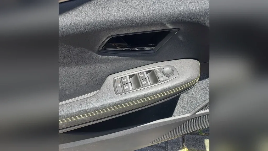 Renault Megane E-tech Electric - Imagem 16