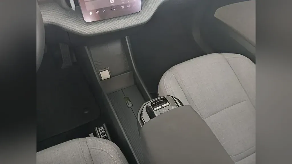 Volvo EX30 - Imagem 10