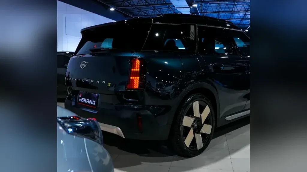 Mini Countryman SE All4 - Imagem 13