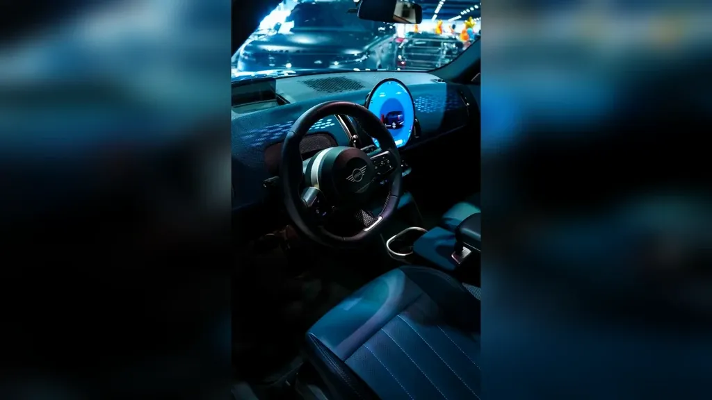 Mini Countryman SE All4 - Imagem 14