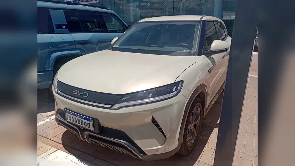 Foto de um byd yuan pro
