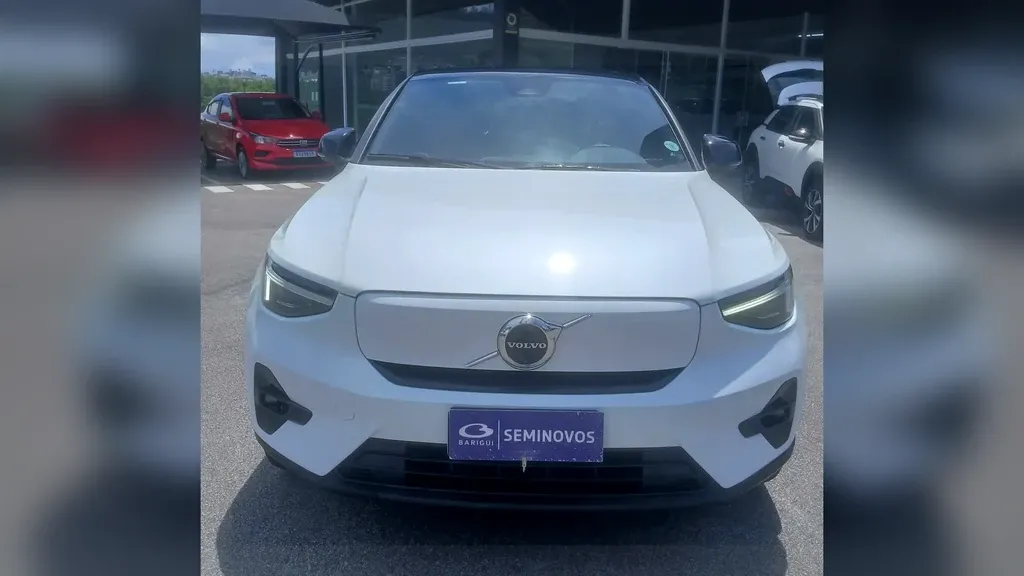 Volvo C40 Recharge - Imagem 2