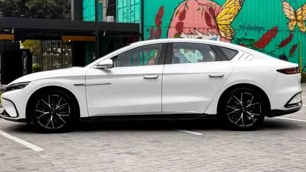 BYD Han - Imagem 5