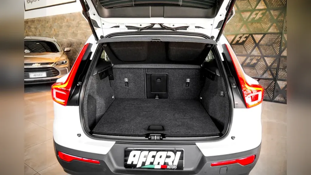 Volvo XC40 - Imagem 17