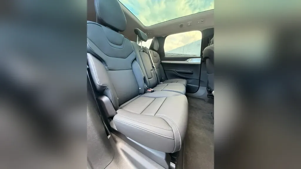 Volvo Ex90 - Imagem 14