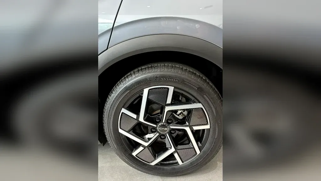 BYD Yuan Plus - Imagem 16