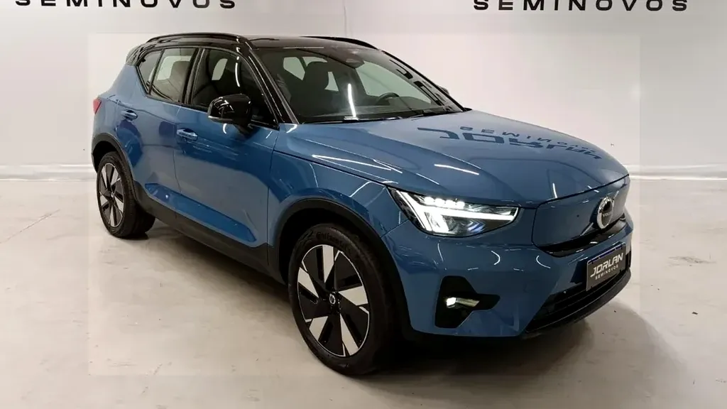 Volvo XC40 Recharge - Imagem 3