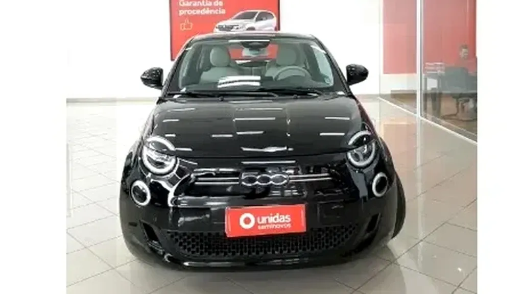 Foto de um fiat 500e