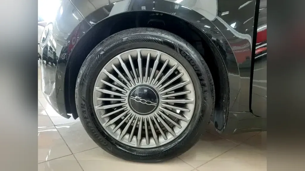 Fiat 500e - Imagem 15