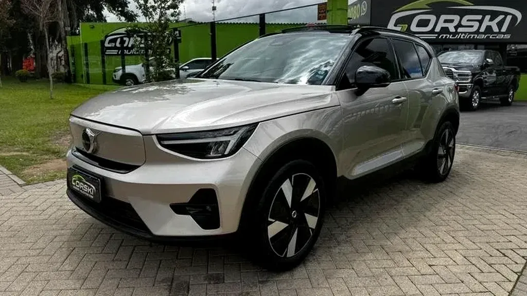 Volvo XC40 Recharge - Imagem 3