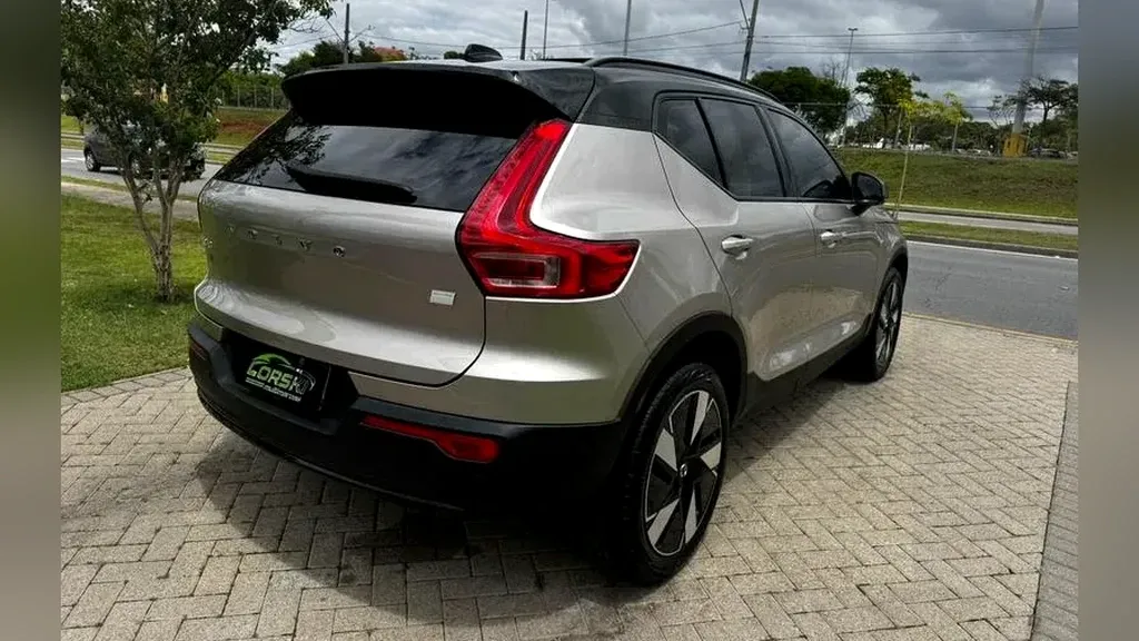 Volvo XC40 Recharge - Imagem 19