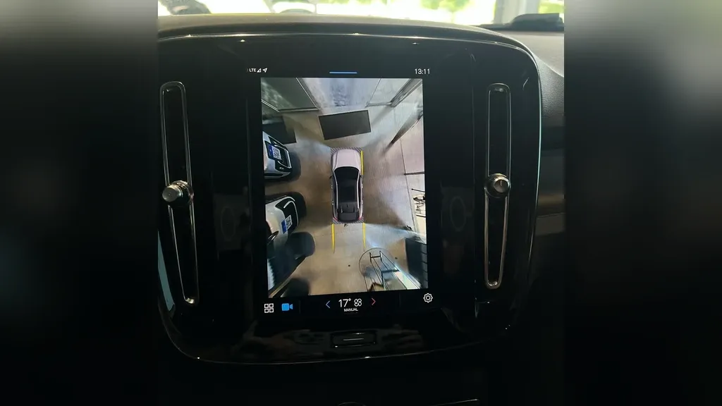 Volvo C40 Recharge - Imagem 4