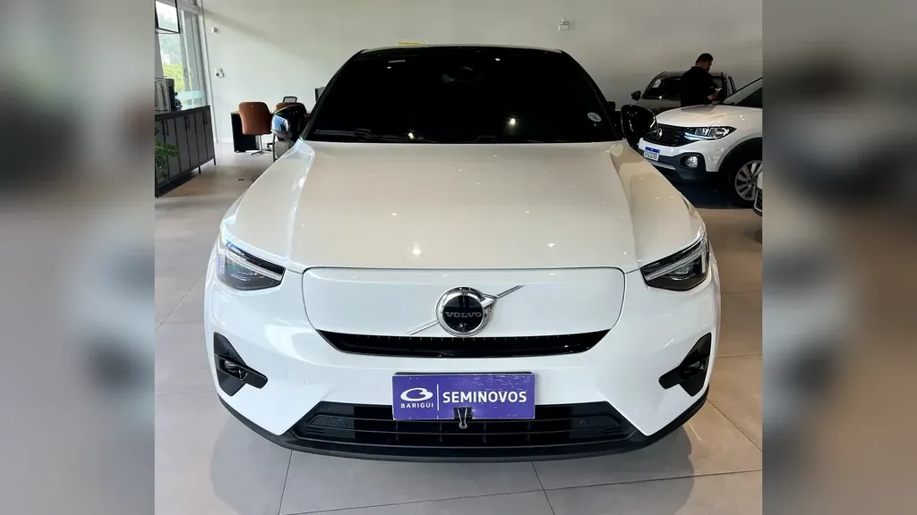 Volvo C40 Recharge - Imagem 11