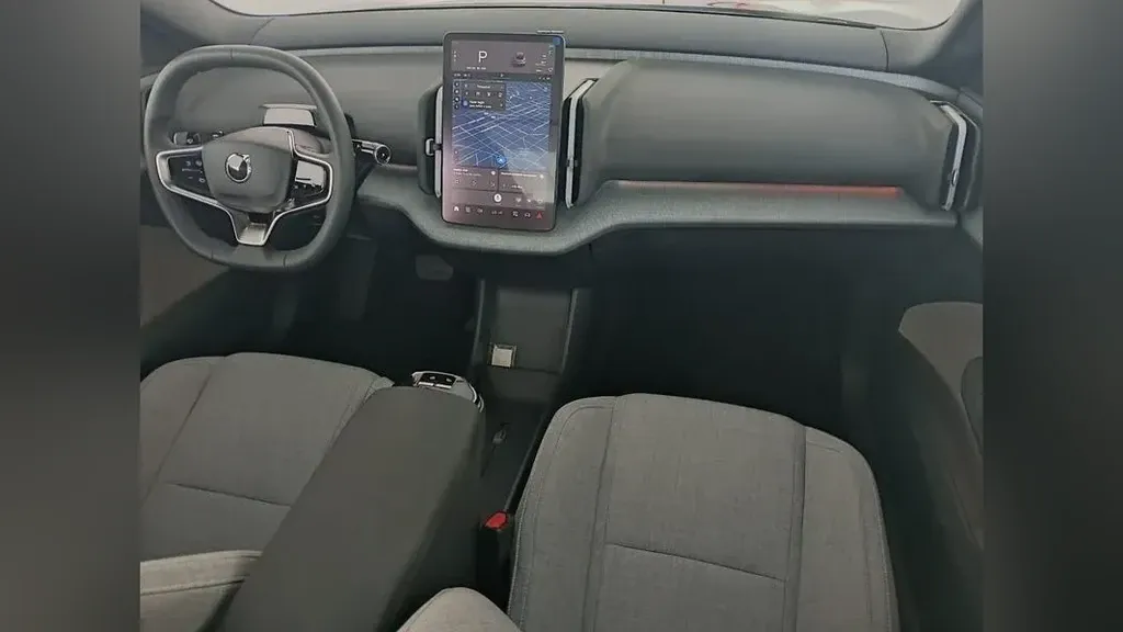 Volvo EX30 - Imagem 11