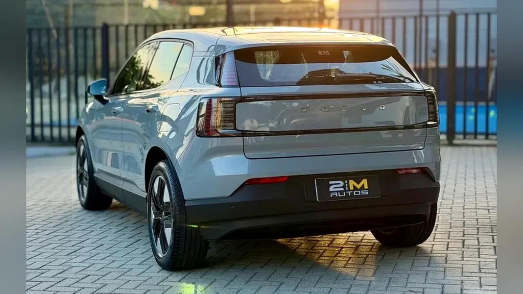 Volvo EX30 - Imagem 2