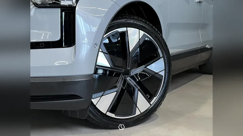 Volvo EX30 - Imagem 5