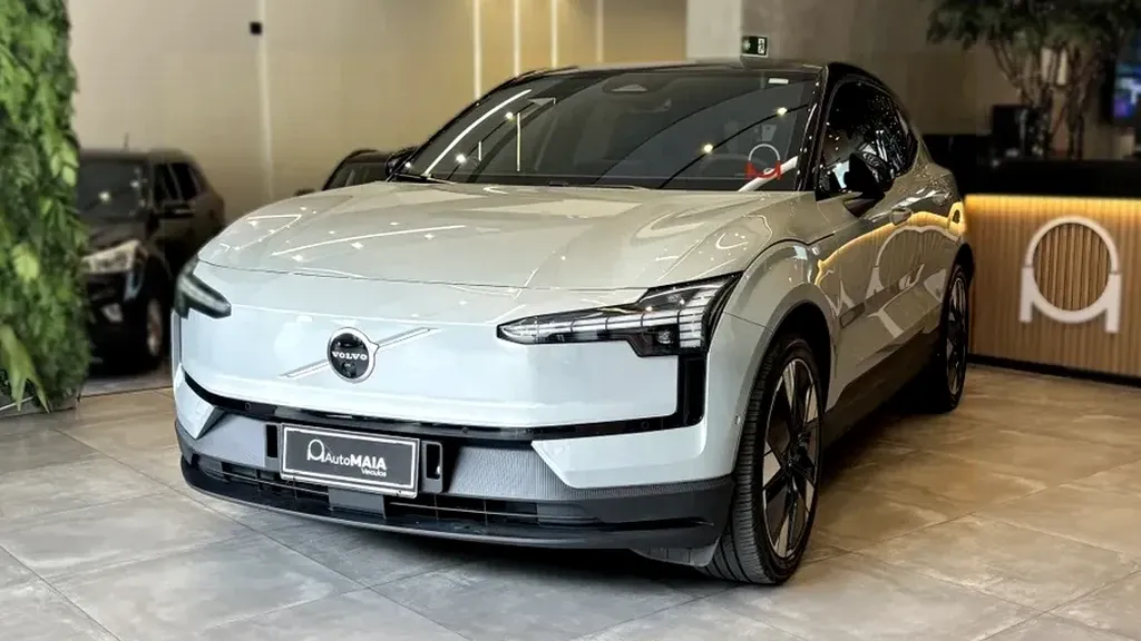 Volvo EX30 - Imagem 4