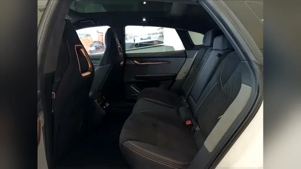 Zeekr 001 - Imagem 14