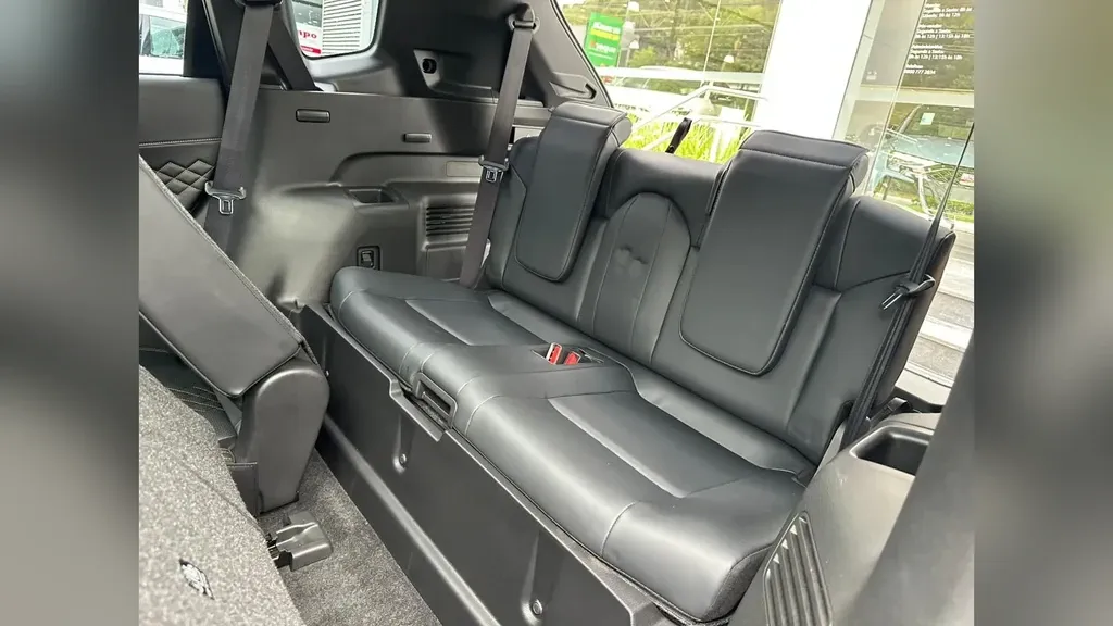 Mitsubishi Outlander - Imagem 16