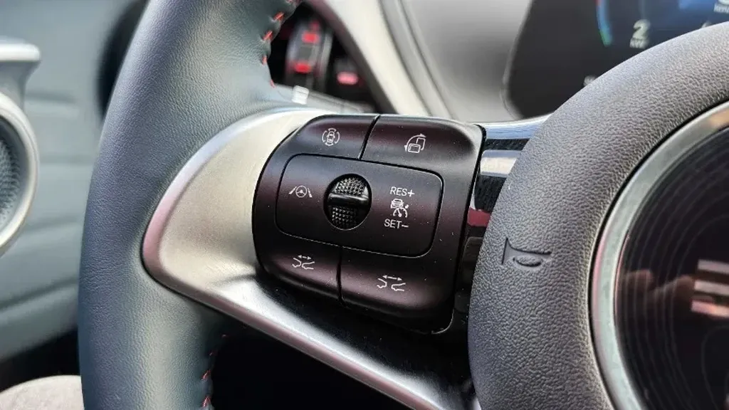 BYD Yuan Plus - Imagem 11