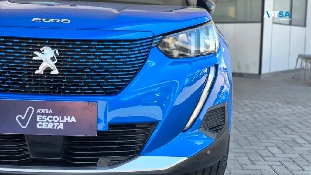 Peugeot E-2008 - Imagem 7