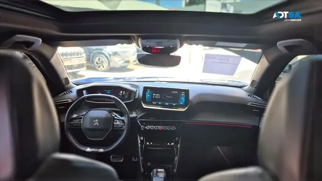 Peugeot E-2008 - Imagem 9