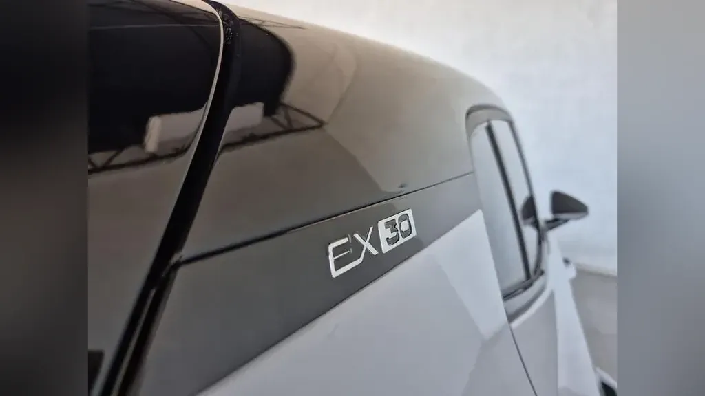 Volvo EX30 - Imagem 9