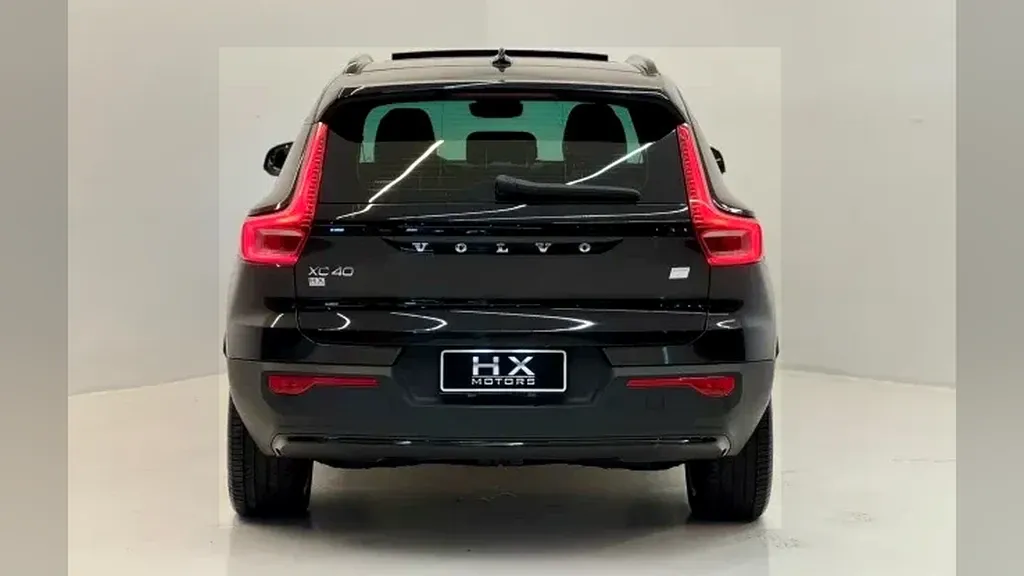 Volvo XC40 Recharge - Imagem 11