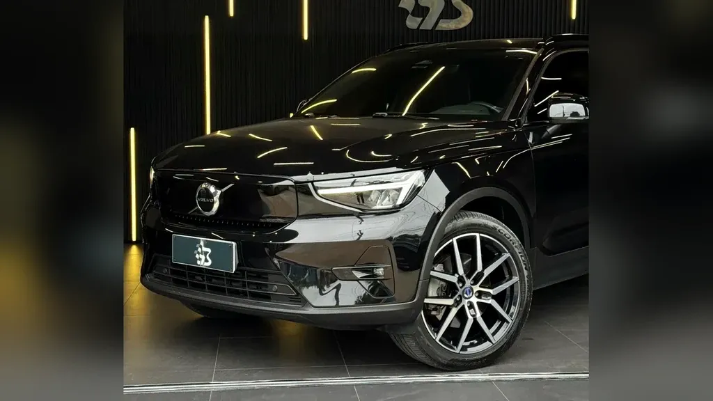 Volvo XC40 Recharge - Imagem 2