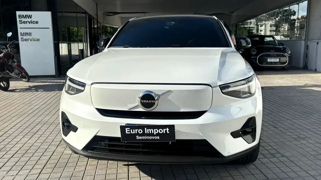 Volvo C40 Recharge - Imagem 2