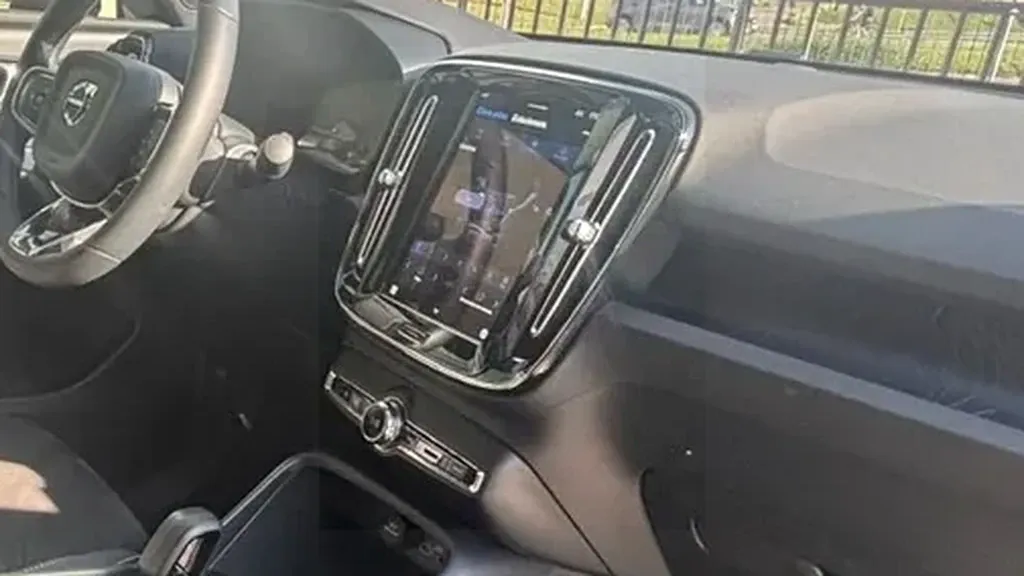 Volvo C40 Recharge - Imagem 14