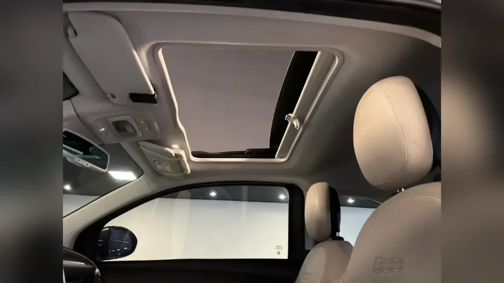 Fiat 500e - Imagem 14