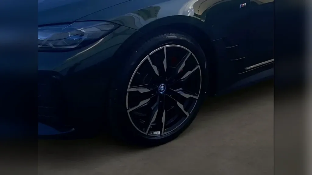 BMW I4 M50 - Imagem 6