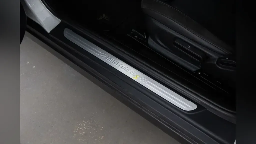 Mini Cooper SE - Imagem 20