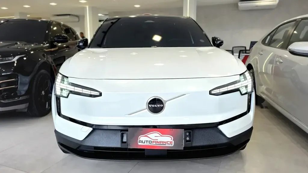 Volvo EX30 - Imagem 3