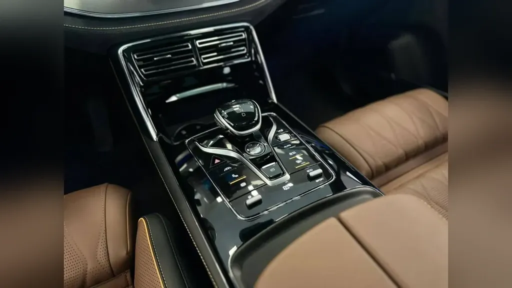 BYD Tang - Imagem 14