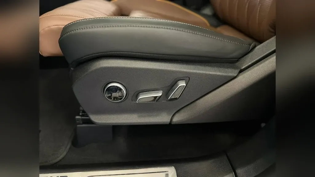 BYD Tang - Imagem 19