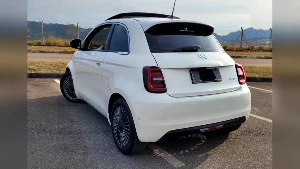 Fiat 500e - Imagem 4