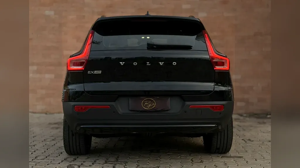 Volvo EX40 - Imagem 5