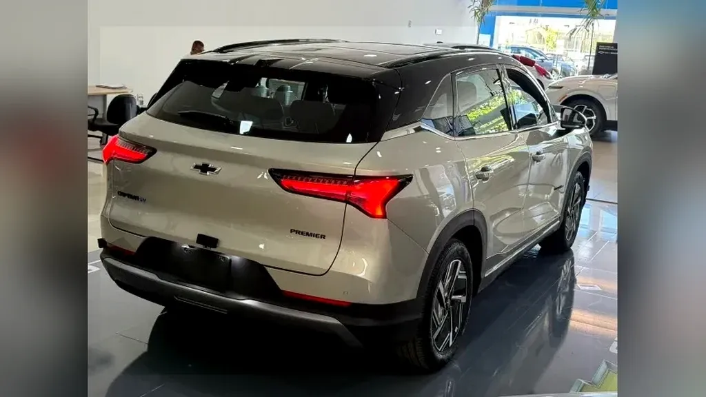 Chevrolet Captiva EV - Imagem 11