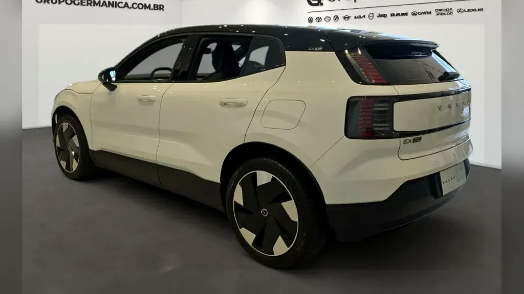 Volvo EX30 - Imagem 4