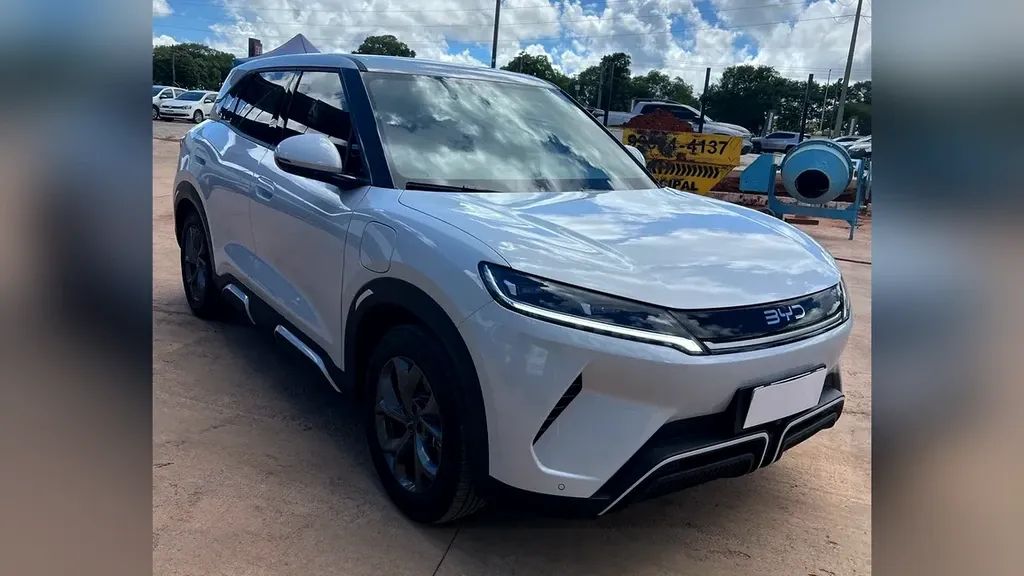 Foto de um byd yuan pro
